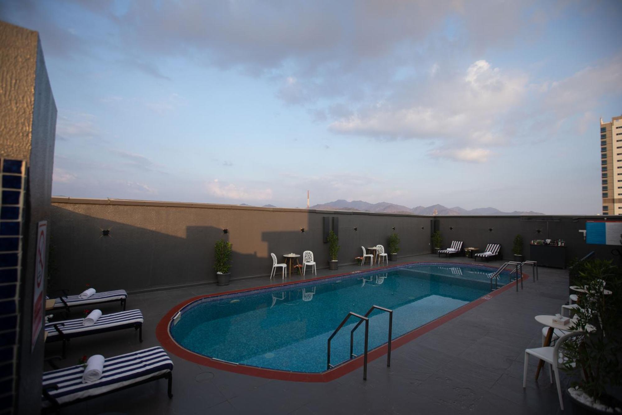Fortis Hotel Fujairah Exterior photo