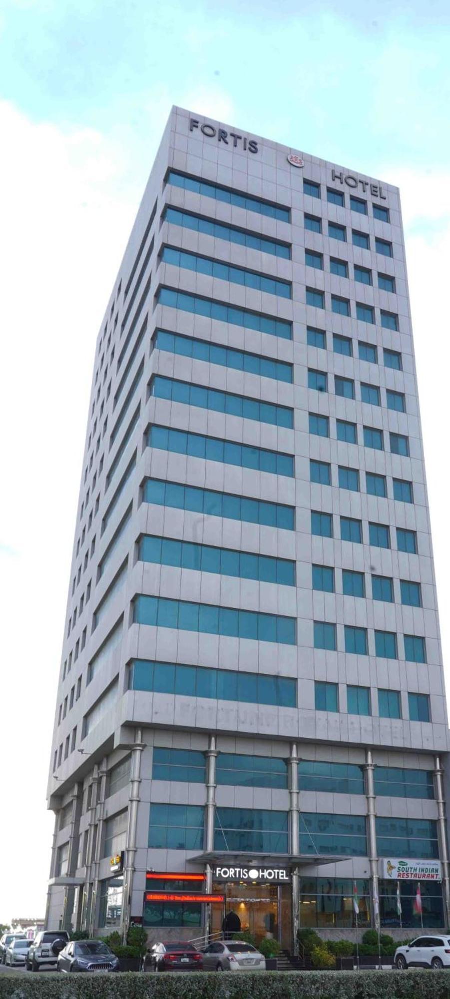 Fortis Hotel Fujairah Exterior photo